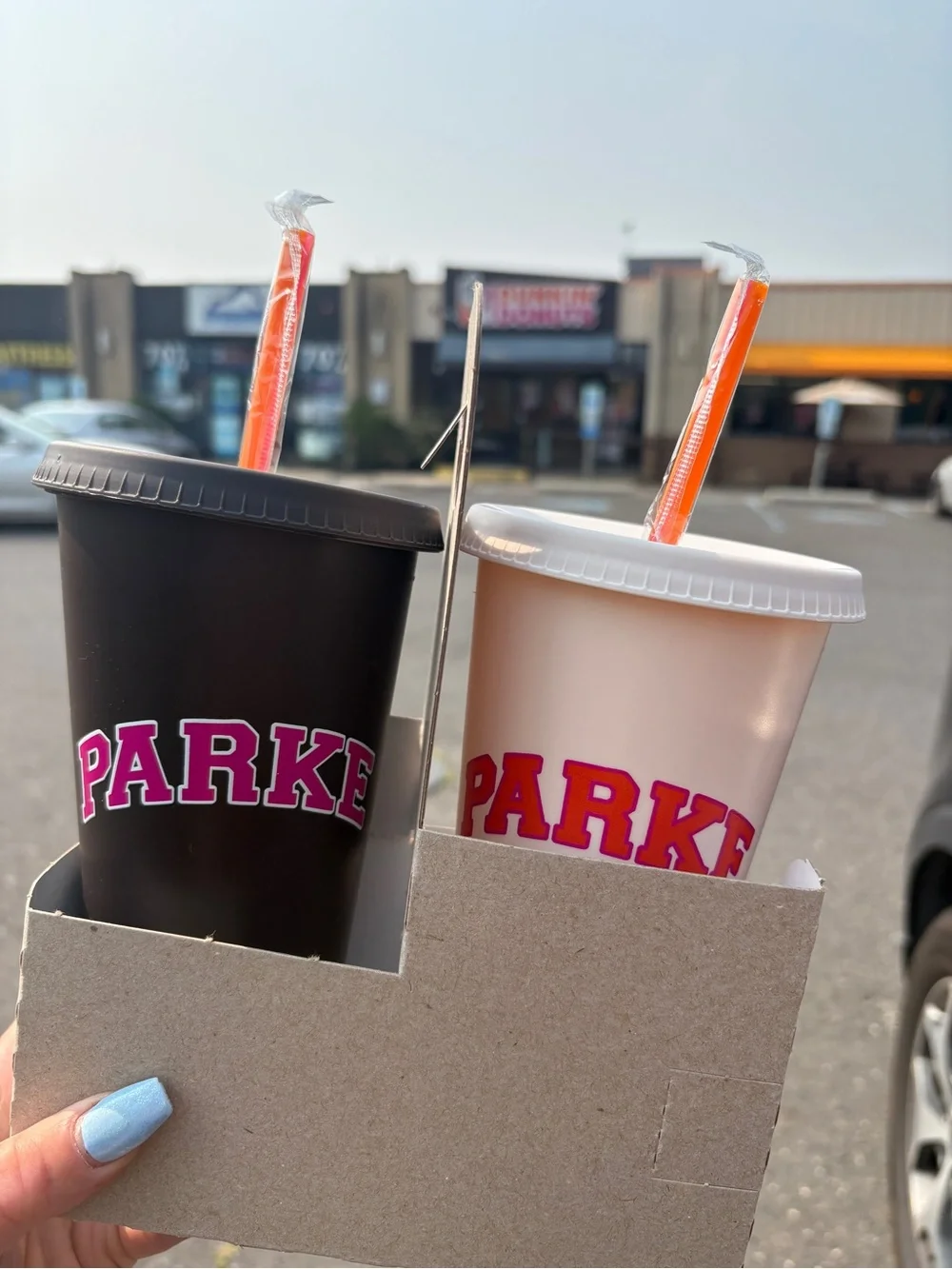 Parke- viral cups Cups in Brown and tan  Pink with straws. Cannot buy anywhere!!